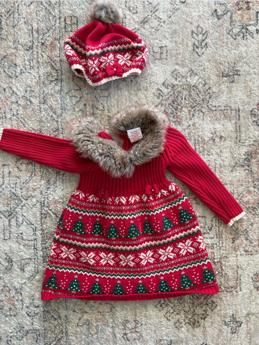 Tommy Bahama Red Knit Hood with Faux Fur Trim